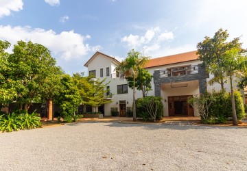 4 Bedroom Commercial Villa For Sale - Svay Dangkum, Siem Reap thumbnail
