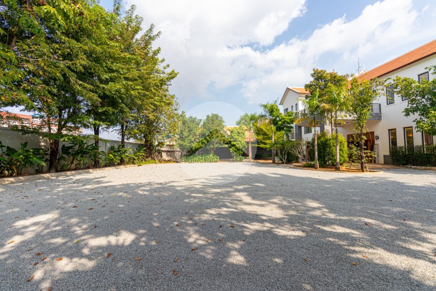 4 Bedroom Commercial Villa For Sale - Svay Dangkum, Siem Reap