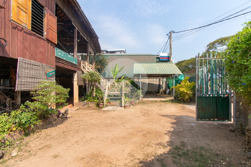 870 Sqm Residential Land For Sale - Svay Dangkum, Siem Reap