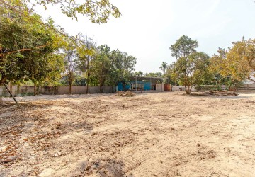 2,157 Sqm Land For Rent - Sala Kamreuk, Siem Reap thumbnail