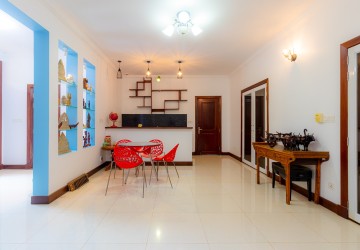 4 Bedroom Villa For Sale - Svay Dangkum, Siem Reap thumbnail