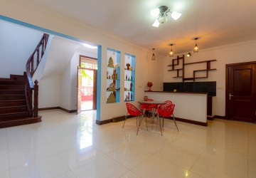 4 Bedroom Villa For Sale - Svay Dangkum, Siem Reap thumbnail