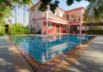 4 Bedroom Villa For Sale - Svay Dangkum, Siem Reap thumbnail