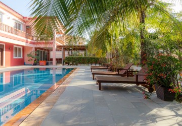 4 Bedroom Villa For Sale - Svay Dangkum, Siem Reap thumbnail