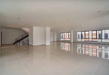 5 Bedroom Shophouse For Rent - Srah Chork, Phnom Penh thumbnail