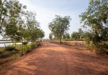 667 Sqm Residential Land For Sale - Kandaek, Prasat Bakong, Siem Reap thumbnail