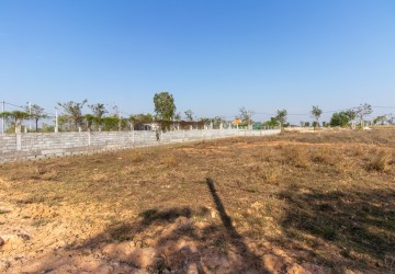 667 Sqm Residential Land For Sale - Kandaek, Prasat Bakong, Siem Reap thumbnail