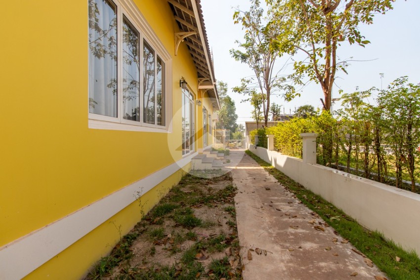 2 Bedroom Boutique Villa For Rent - Chreav, Siem Reap