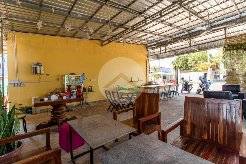9 Bedroom Guesthouse Compound For Sale - Sala Kamreuk, Siem Reap