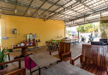 9 Bedroom Guesthouse Compound For Sale - Sala Kamreuk, Siem Reap thumbnail