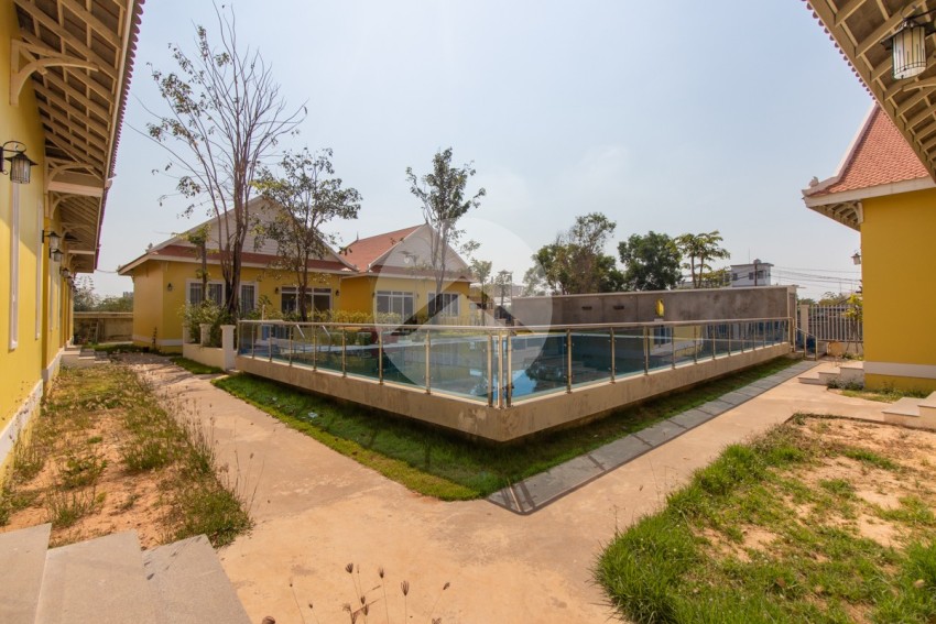 8 Villa Compound For Rent - Chreav, Siem Reap