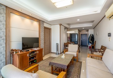 28th Floor 1 Bedroom Condo For Sale - De Castle Royal, BKK1, Phnom Penh thumbnail
