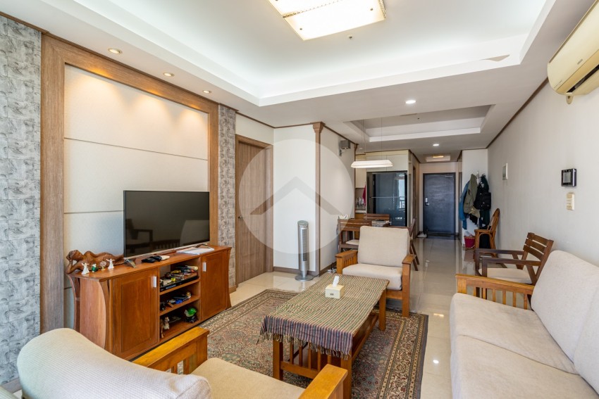 28th Floor 1 Bedroom Condo For Sale - De Castle Royal, BKK1, Phnom Penh