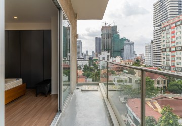 1 Bedroom Serviced Apartment For Rent - BKK1, Phnom Penh thumbnail