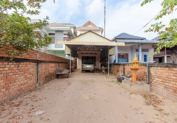 2 Bedroom House For Sale - Near Riverside, Sangkat Siem Reap thumbnail