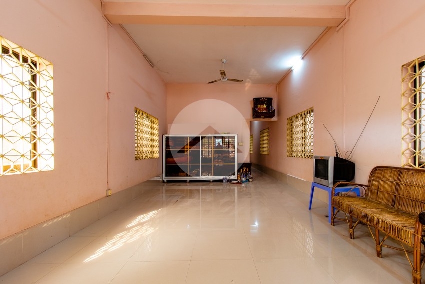 2 Bedroom House For Sale - Near Riverside, Sangkat Siem Reap