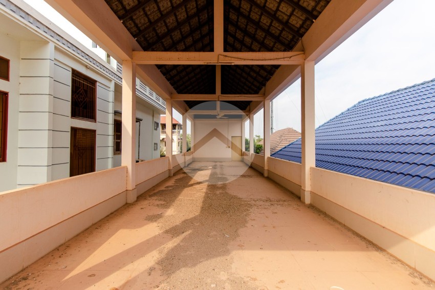 2 Bedroom House For Sale - Near Riverside, Sangkat Siem Reap