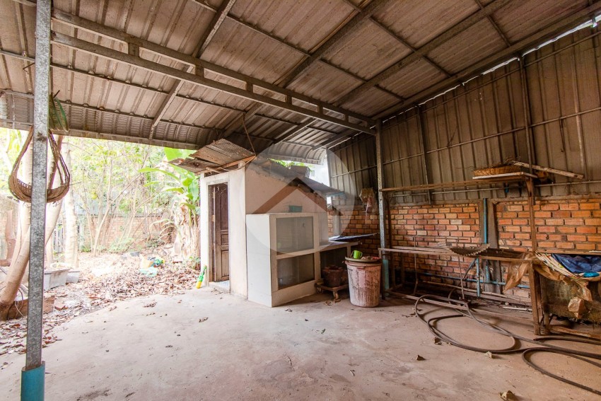 2 Bedroom House For Sale - Near Riverside, Sangkat Siem Reap