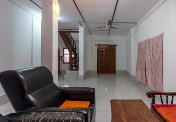 3 Bedroom House For Rent - Kouk Chak, Siem Reap thumbnail