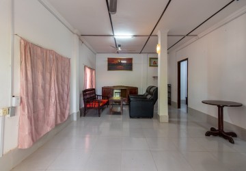 3 Bedroom House For Rent - Kouk Chak, Siem Reap thumbnail