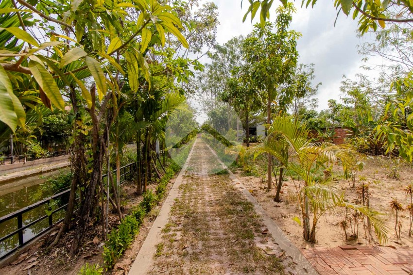 12 Unit Villa Compound For Sale -Svay Dangkum, Siem Reap