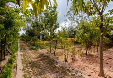 12 Unit Villa Compound For Sale -Svay Dangkum, Siem Reap thumbnail