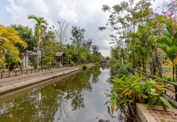 12 Unit Villa Compound For Sale -Svay Dangkum, Siem Reap thumbnail