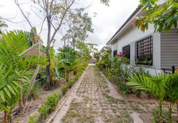 12 Unit Villa Compound For Sale -Svay Dangkum, Siem Reap thumbnail