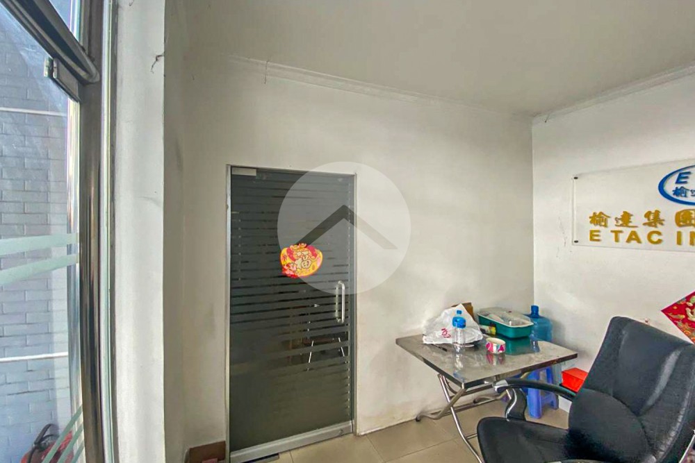 288 Sqm Commercial Villa For Rent - Veal Vong, Phnom Penh - Image 5