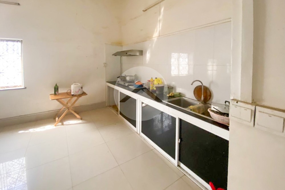 288 Sqm Commercial Villa For Rent - Veal Vong, Phnom Penh - Image 13