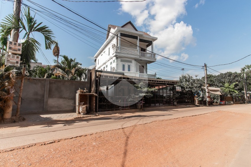 8 Bedroom House For Rent - Svay Dangkum, Siem Reap