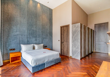 4 Bedroom Penthouse For Rent - Toul Kork, Phnom Penh thumbnail