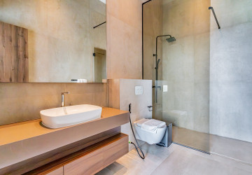 4 Bedroom Penthouse For Rent - Toul Kork, Phnom Penh thumbnail