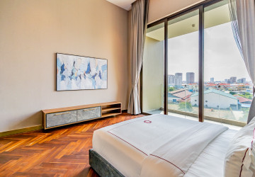 4 Bedroom Penthouse For Rent - Toul Kork, Phnom Penh thumbnail