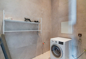 4 Bedroom Penthouse For Rent - Toul Kork, Phnom Penh thumbnail