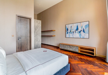 4 Bedroom Penthouse For Rent - Toul Kork, Phnom Penh thumbnail