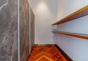 4 Bedroom Penthouse For Rent - Toul Kork, Phnom Penh thumbnail