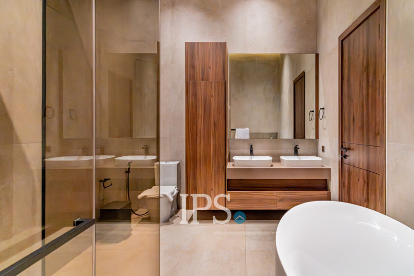4 Bedroom Penthouse For Rent - Toul Kork, Phnom Penh