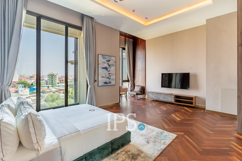 4 Bedroom Serviced Penthouse For Rent - Toul Kork, Phnom Penh