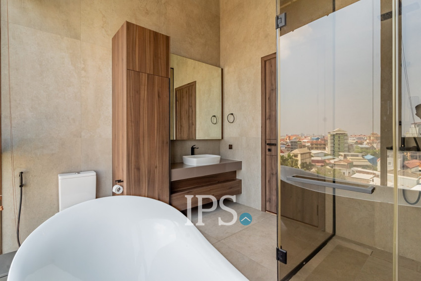 4 Bedroom Serviced Penthouse For Rent - Toul Kork, Phnom Penh