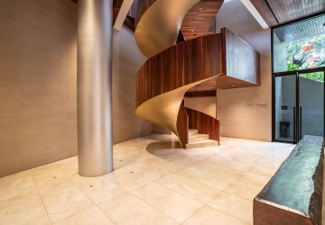 4 Bedroom Serviced Penthouse For Rent - Toul Kork, Phnom Penh thumbnail