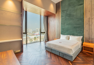 4 Bedroom Serviced Penthouse For Rent - Toul Kork, Phnom Penh thumbnail