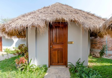 9 Bedroom Guesthouse Compound For Rent - Sala Kamreuk, Siem Reap thumbnail