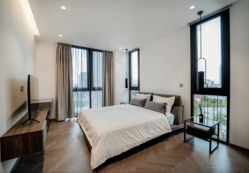 2 Bedroom Serviced  Apartment For Rent - BKK1, Phnom Penh thumbnail