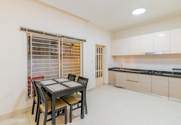 4 Bedroom Linked Villa For Rent - Borey Peng Huoth, Russey Keo, Phnom Penh thumbnail