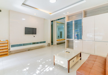 4 Bedroom Linked Villa For Rent - Borey Peng Huoth, Russey Keo, Phnom Penh thumbnail