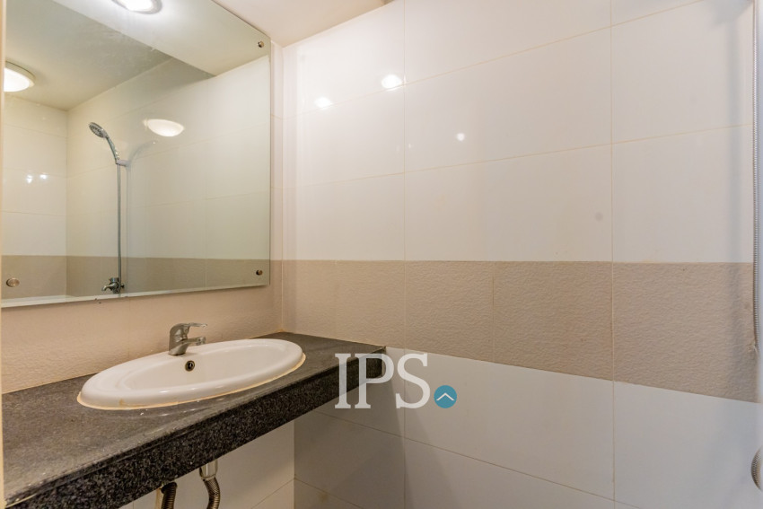 4 Bedroom Linked Villa For Rent - Borey Peng Huoth, Russey Keo, Phnom Penh