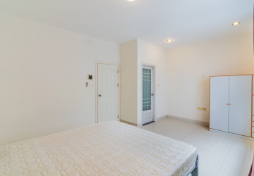 4 Bedroom Linked Villa For Rent - Borey Peng Huoth, Russey Keo, Phnom Penh thumbnail