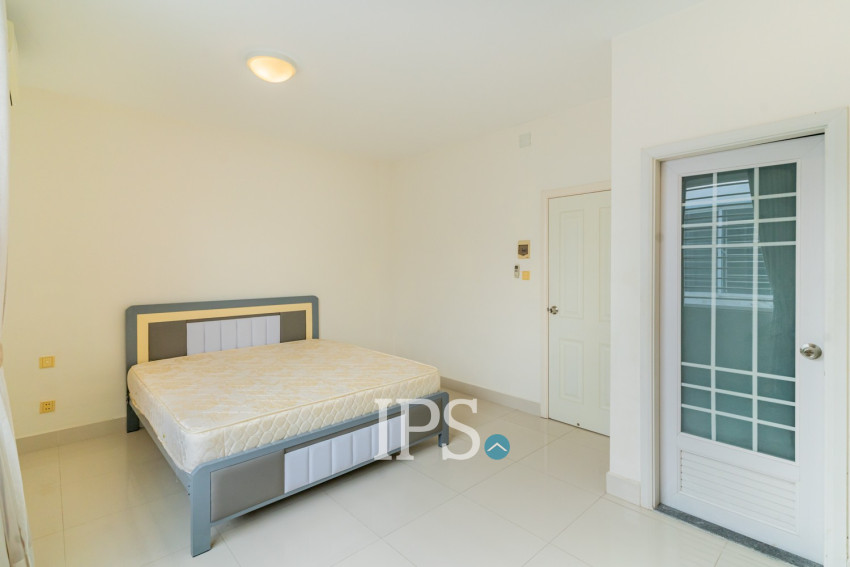4 Bedroom Linked Villa For Rent - Borey Peng Huoth, Russey Keo, Phnom Penh