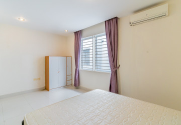 4 Bedroom Linked Villa For Rent - Borey Peng Huoth, Russey Keo, Phnom Penh thumbnail